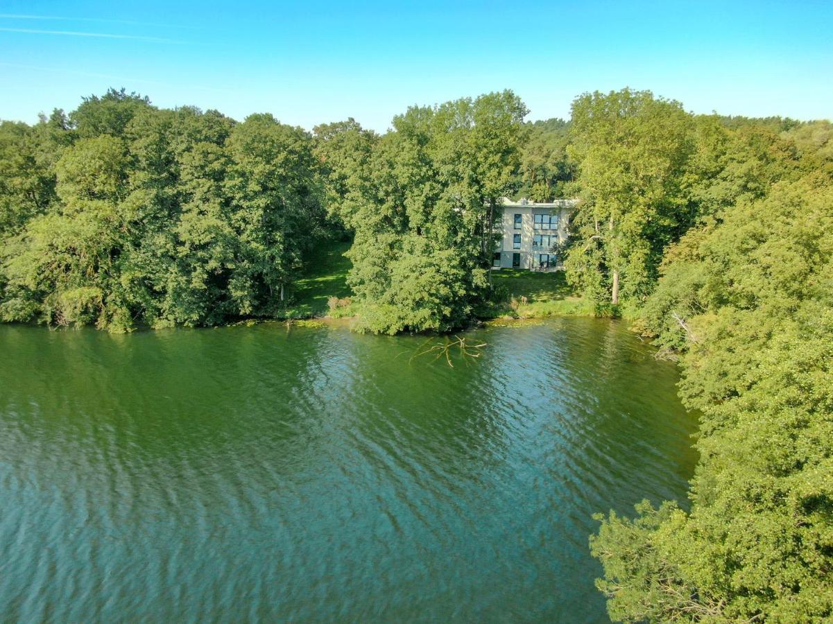 Ferienwohnungen Am Wasser - Krakow Am See Extérieur photo